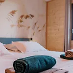 Pmr Avec Jacuzzi Privatif, Acces Et Activites Au Bord Du Golf! - Fr-1-582-372 Prázdninový dům Le Chambon-sur-Lignon