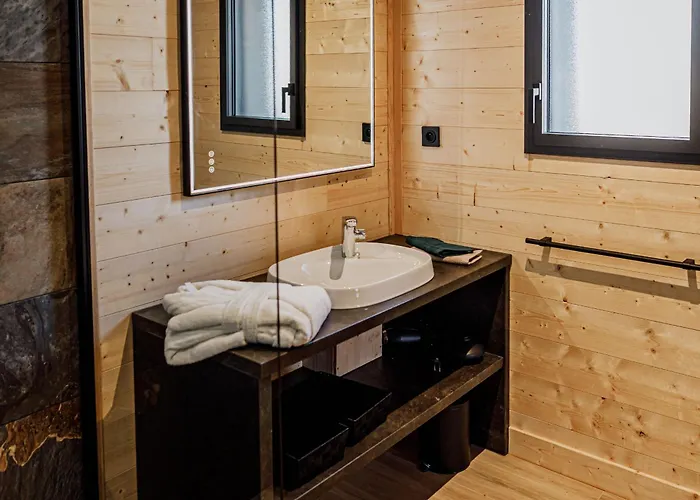 Pmr Avec Jacuzzi Privatif, Acces Et Activites Au Bord Du Golf! - Fr-1-582-372 Шамбон-сюр-Линьон